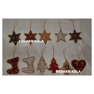 Tissu Matériel Zari Broderie Arbre De Noël Ornement Suspendu Forme Multiple Multi Couleur Utilisé Pour Diwali Festival Party Decor - Product Image 1