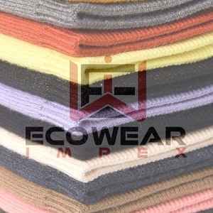 Gorro de invierno personalizado de alta calidad de Eco Wear Impex Factory, gorro promocional, lazos ajustables con letras y puntos para deportes informales al aire libre - Product Image 6