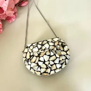 กระเป๋าโมเสคประดับมุกลายพระจันทร์ครึ่งดวงกระเป๋าปาร์ตี้ตอนเย็นกระเป๋าสะพายข้างสำหรับงานแต่งงานที่ไม่เหมือนใครหรือเป็นของขวัญพิเศษสำหรับผู้หญิง - Product Image 1