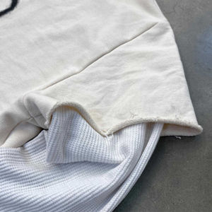 T-shirt à manches longues pour femmes en gros, OEM, logo personnalisé, respirant, écologique, haut ajusté, disponible en différentes tailles - Product Image 2