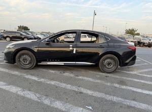 Sedán Usado 2025 con Motor de Gasolina de 2.5L, Automático, Volante a la Izquierda, Neumáticos R17, Asientos de Cuero, Interior Oscuro, Importado, Techo Panorámico - Product Image 4