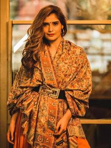 Wholesale Design Your Own <b>Ladies</b> Wool <b>Shawl</b> With Long Length Factory Direct Supplier Women Wool <b>Shawl</b> in Solid Color - Product Image 6