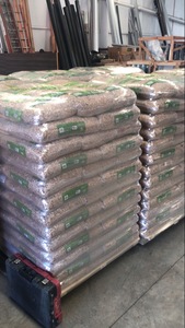 Briquettes de chauffage en promotion – Prix avantageux DIN-A1/Plus-A2 (6-8mm) – Briquettes de pin et de hêtre en vente maintenant - Product Image 4