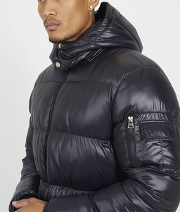 ODM Streetwear Shiny Reflective <b>Black</b> Men Down Bubble Coat Breathable <b>Canvas</b> Front Zipper Pattern Printing Webbing Padded Jacket - Product Image 4