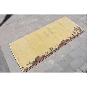 Alfombra Tradicional de Lana Amarilla Marrón de 2.3x5.5 pies, Hecha a Mano, Ecológica, de Pelo Medio, Estilo Tabriz, Diseño de Patchwork, con Base de Látex, para Adolescentes - Product Image 3
