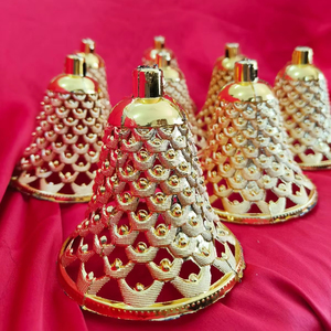 Cloches dorées pour arbre de Noël et décor de fête 4 pouces en plastique Durable Jingle Bells Home Festive Ornaments Event Craft Supplies - Product Image 1