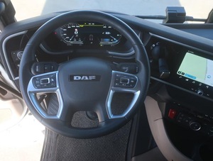 DAF XG530 Usato 2024 con Intarder, 327.334 Km, 6 Cilindri, 530 CV, Assale 2, 4x2, Euro 6, Carburante Diesel, Trasmissione AMT, Guida a Sinistra - Product Image 2