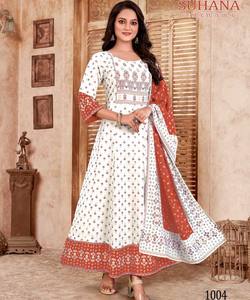 Recién llegado, ropa tradicional, Vestido largo con trabajo lleno de bordado, precio más bajo, mercado, Surat, Gujarat, ropa étnica india, étnica - Product Image 4