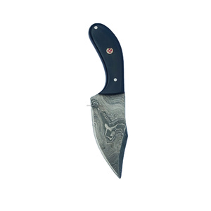 มีดล่าสัตว์แบบใบมีดคงที่ OEM Black Bull Horn Handle Damascus Steel Quick-Change คุณภาพอุตสาหกรรม สำหรับกิจกรรมกลางแจ้ง ตั้งแคมป์ และลอกหนังสัตว์ - Product Image 1
