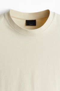 T-shirt à col à revers avec logo personnalisé à prix compétitif 2023 coton T-shirt à manches courtes de couleur beige clair pour hommes 100% - Product Image 3