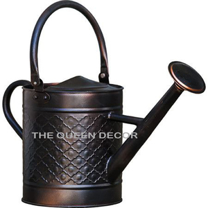 Vente en gros en vrac Nouvel arrosoir décoratif en métal Pot d'eau facile à verser pour arrosoir intérieur et extérieur - Product Image 2