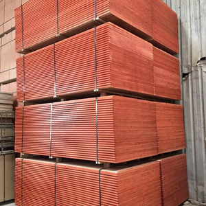 Contenedor vietnamita Suelo Contrachapado 28mm X 1160x2400mm E0 Ecológico Uso exterior moderno Bordes con muescas - Product Image 1