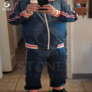 Fabricante de ropa de marca personalizada Conjunto de chándal para correr para hombre y gimnasio para uso en invierno - Product Image 1