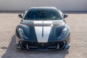 Ferrari 812 Competizione 2024 Certifiée, Propre et en Bon État, Personnalisable - Product Image 5