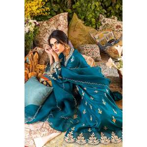 Conjunto de Camisa y Dupatta de Chifón para Primavera/Verano - Product Image 3
