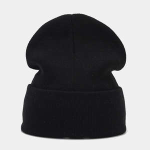Gorro de invierno unisex de punto personalizado estilo cubo gorro 100% algodón liso color sólido con etiqueta tejida - Product Image 5