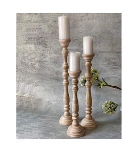 Long bougeoir en bois idéal pour les mariages de ferme de style rustique et les configurations de maison aux chandelles confortables - Product Image 1