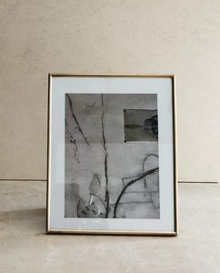 Stylish handcrafted <b>metal</b> photo <b>frame</b> perfect for modern living spaces and elegant <b>picture</b> presentation - Product Image 1