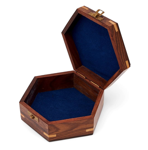 กล่องใส่เครื่องประดับไม้ รูปทรงหกเหลี่ยม บรรจุภัณฑ์ของขวัญ กล่องใส่เครื่องประดับไม้ ขนาดสั่งทำได้ ราคาถูกที่สุด - Product Image 1