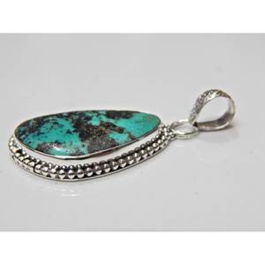 Bijoux en argent sterling 925 faits à la main pendentif cabochon turquoise naturelle cadeau pour filles et femmes avec breloques artisanales - Product Image 5