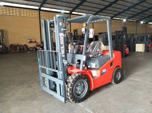 รถยก3ton ค่อนข้างมือสองเครื่องจักรอุตสาหกรรมใช้ซื้อรถยกพาเลท