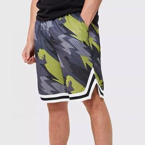 Pantalones cortos de gimnasio para hombre superventas, estampado personalizado de verano, patrón sólido, poliéster transpirable ecológico para ropa de calle de baloncesto - Product Image 1