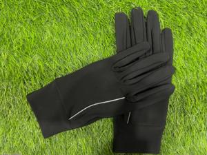 ถุงมือสวมนิ้วพร้อมหน้าจอสัมผัสพร้อมโลโก้และการพิมพ์ที่กำหนดเอง - Product Image 3