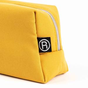 กระเป๋าเครื่องสำอางไนลอนมีซิปสำหรับการเดินทางที่กว้างขวางกระเป๋าแต่งหน้าสไตล์แฟชั่นพร้อมผ้าใบเปล่าสำหรับการพิมพ์หรือการออกแบบที่กำหนดเอง - Product Image 2