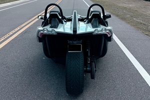 2022 Slingshot S USED Low Mileage Sound Engine AUTOMATIC Transmission <b>Panoramic</b> roof LED lights Ready to Ship - Product Image 5