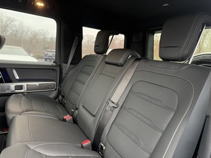 รถยนต์ SUV ระดับหรูหราสมรรถนะสูง ปี 2023 รุ่น G63 AMG 4MATIC มือสอง - Product Image 5