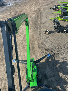 Elevador de pluma eléctrico más vendido para proyectos de construcción de alto alcance Elevación eficiente estable para trabajos al aire libre Diesel automático - Product Image 3