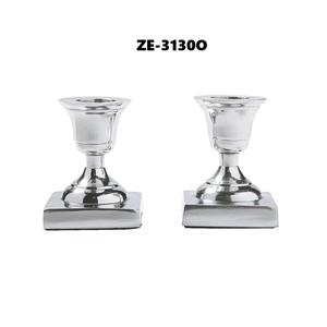 Élégant Porte-Bougie Minimaliste en Métal pour Espaces Propres, Chandelier pour Intérieurs Minimalistes, Mariages ZAHID - Product Image 5