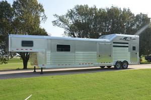 Fournisseur en gros Vente chaude Semi-remorque compacte en acier robuste pour le transport du bétail pour les petites exploitations agricoles Prix ​​bas - Product Image 2