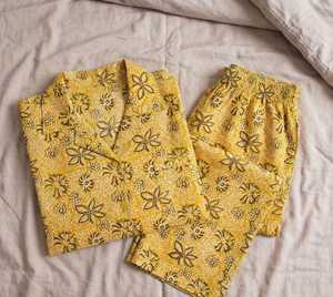 Nouveauté Sexy Simple Pyjama d'été en coton 100% imprimé à la main, doux, léger, confortable, réversible pour femmes - Product Image 4