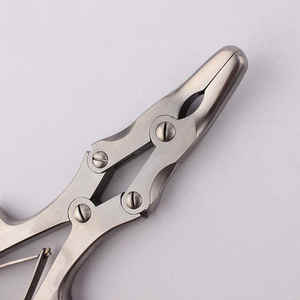 Alta calidad CERAHI INDUSTRIES Acero inoxidable Doble articulación hueso Rongeur Manual Instrumento quirúrgico Certificado CE Clase II 1 año - Product Image 4