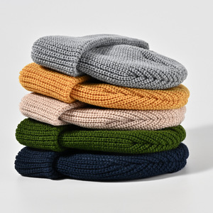 Bonnets décontractés Bonnet en tricot jacquard avec logo personnalisé Adulte 100% Chapeaux à tuque en acrylique - Product Image 1