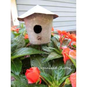 Nichoirs galvanisés avec panneaux de nettoyage verrouillables, assurant un entretien facile et une hygiène pour les oiseaux - Product Image 5