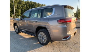 Usado para SUV GCC Turbo AWD 2022 con Interior de Cuero Oscuro - Product Image 5