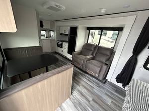 Nouveau 2026 Jayco Jay F-l-i-g-h-t S-l-x 225MLS - Product Image 5