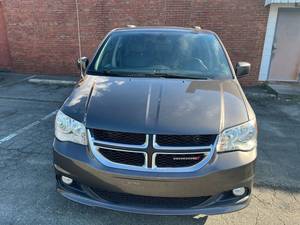 Dodge Grand Caravan SXT d'occasion à bas prix, modèle 2019, à vendre - Product Image 2