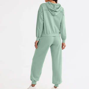 Nuevo Diseño de Alta Calidad, Conjuntos Deportivos para Mujer, Ropa Deportiva para Gimnasio, Ropa para Correr, Conjuntos Deportivos Personalizados para Mujer - Product Image 4