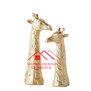 Venta caliente Fundición Metal Banana Forma Escultura Venta Caliente Lujo Hogar Mesa Decoración Metal Showpiece Para Café - Product Image 4