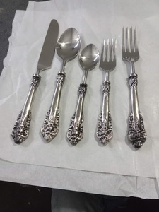 Equipo de cocina y juego de cubiertos de acero inoxidable utilizados en cenas, fiestas, bodas, etc. - Product Image 2