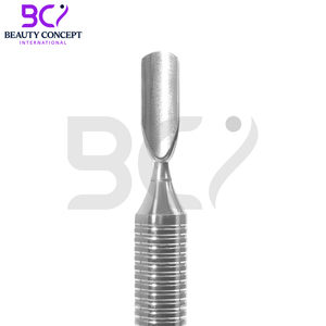 Empujador de cutículas de acero inoxidable de calidad superior Diseño antideslizante ligero duradero con hoja recta de empujador estrecho redondeado - Product Image 5