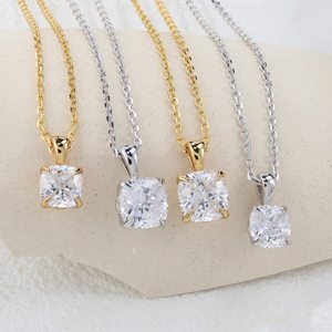 Coussin Moissanite CZ Collier En Argent Sterling 925 Plaqué Or 14K Vermeil Pendentif Dainty Superposition Solitaire Cadeau Pour Elle - Product Image 2
