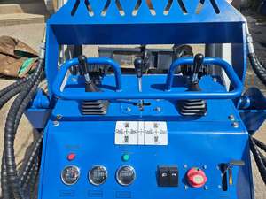 Mini Skid Steer Loader 20hp Loaders With EPA Crawler Type T480 Skid Steer for Sale Mini Skid Steer Loader T480 with 480kg - Product Image 6