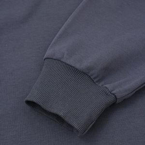 Sudadera negra sólida de manga larga de alta calidad para hombre con cuello redondo Sudadera con capucha de cuello redondo para hombre con su propio logotipo - Product Image 3