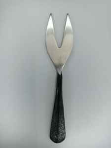 ชุดชีสสแตนเลสมีด้ามจับสีดำขัดเงาชุดโลหะแบบพกพาสำหรับงานแต่งงาน - Product Image 4