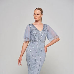 Vestido de fiesta de noche largo modesto para mujer, Media manga, hasta el suelo, con cuentas, corpiño adornado a mano, cuello en V, bordado, línea A Natural - Product Image 1