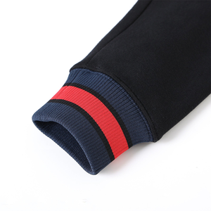 Sudadera con Capucha y Bolsillo Canguro de Felpa de Algodón Orgánico 100% de Primera Calidad, Unisex, para Invierno, de la Universidad Howard, con Bordado de Bisonte - Product Image 5